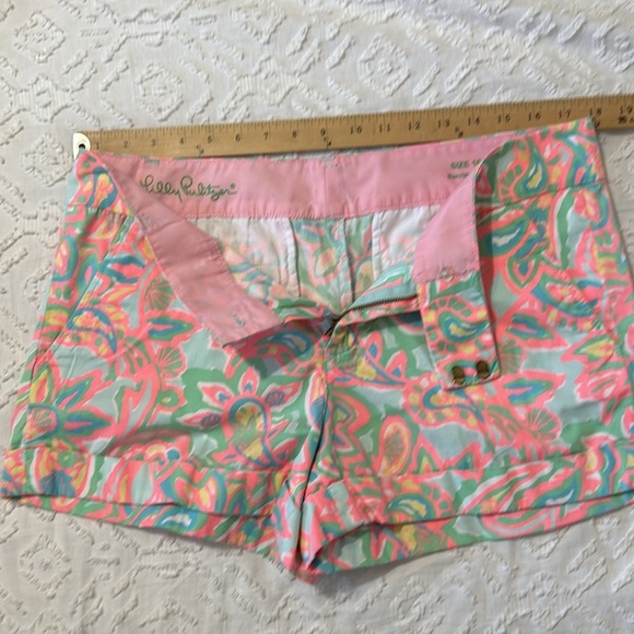 Lilly Pulitzer Barclay 3 inch length Chino Multicolor shorts Women’s Size 10 - Picture 3 of 10